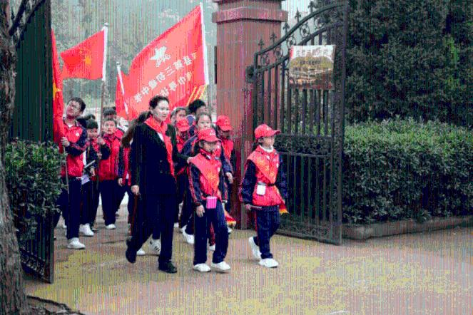 逃离冰淇淋世界